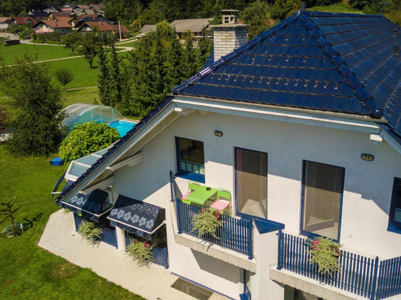 Modrin Apartments Kamnik Eksteriør billede